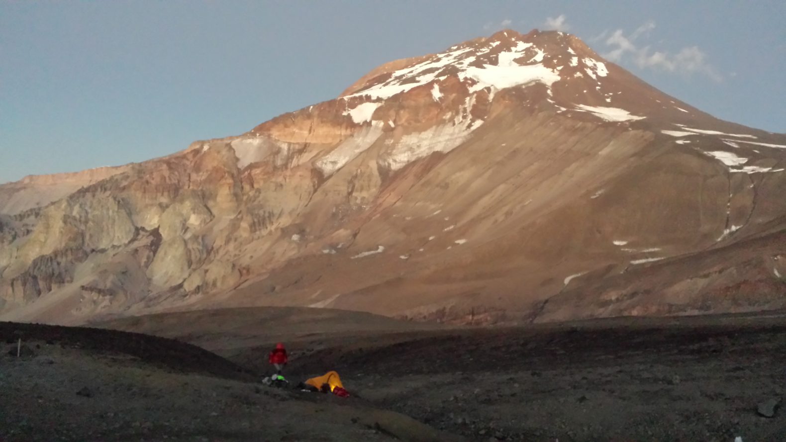 Volcán Tupungato (6570 msnm), 12 al 20 de enero 2018